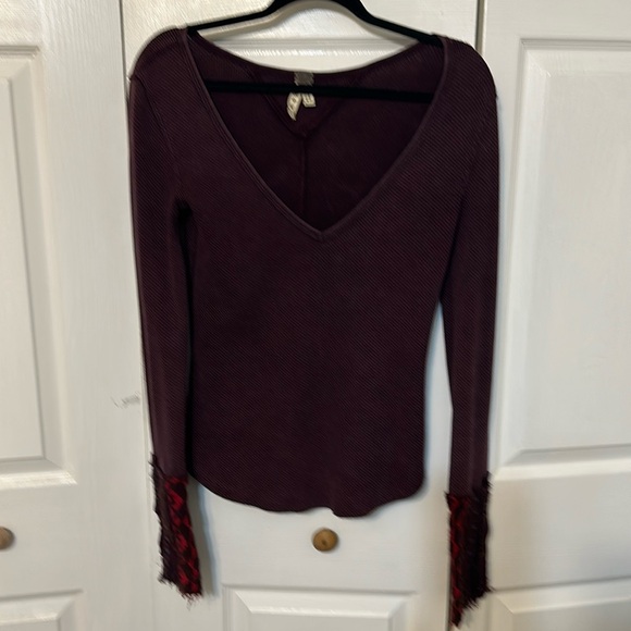 Long sleeve top - Picture 3 of 8